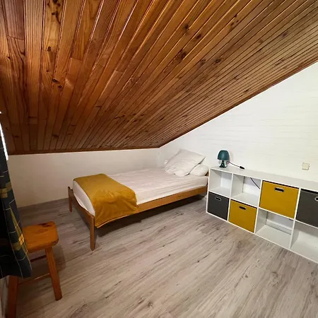 Hébergement de vacances Maison Mitoyenne 4 Pers à Proche - Fr-1-823-90 *