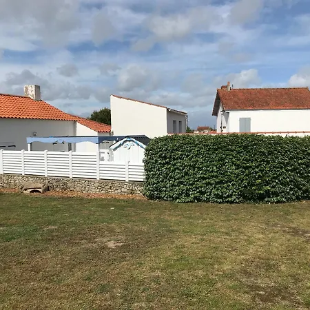 Casa de Férias Maison Mitoyenne 4 Pers à Proche - Fr-1-823-90 Barbâtre